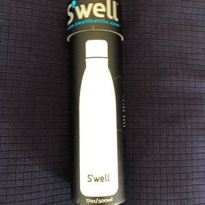 Swell-Insulated stainless steel water bottle